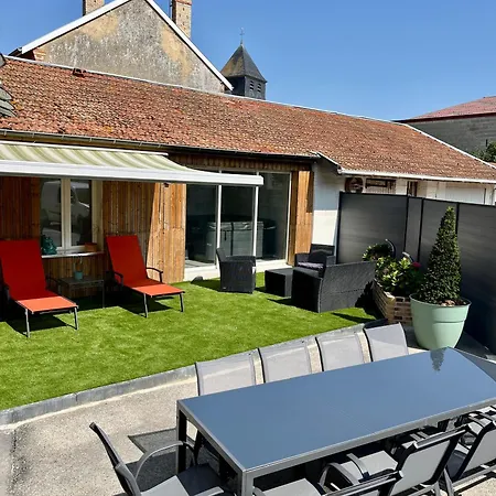 Holiday home Le Nid De Julise *